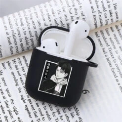 Étui Noir AirPods Attaque Des Titans<br>LivaÏ